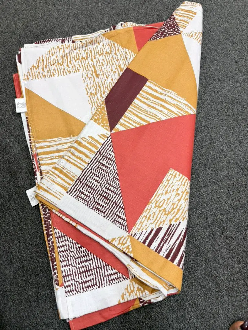 Shuka za Uganda Pamba Safi (2 Sheets + 4 Pillowcases)