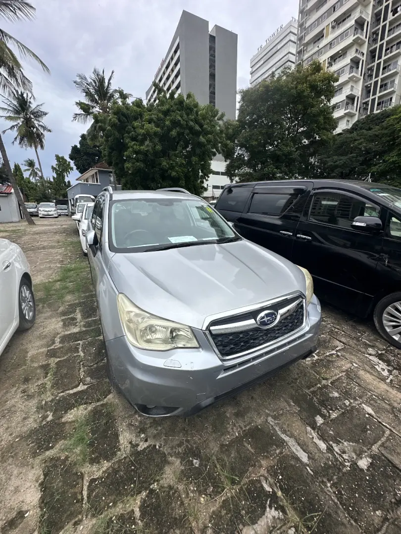 Subaru Forester 2015 thumbnail 3