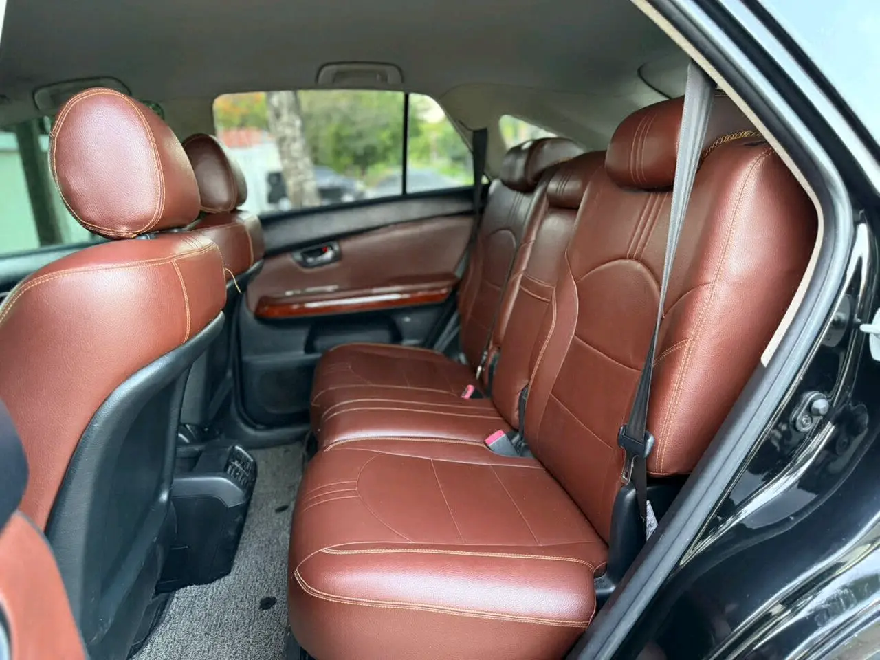 Black Toyota Harrier 2005, 2490cc, Clean Condition thumbnail 6