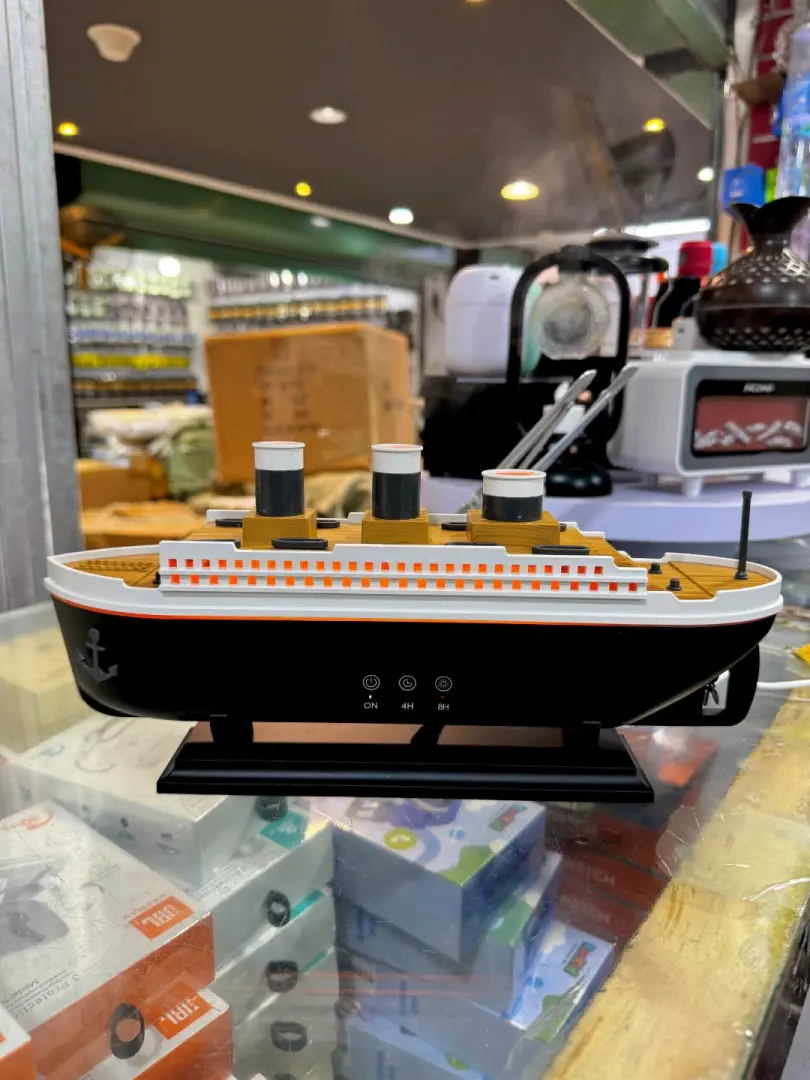 Titanic Ultrasonic Air Humidifier & Diffuser