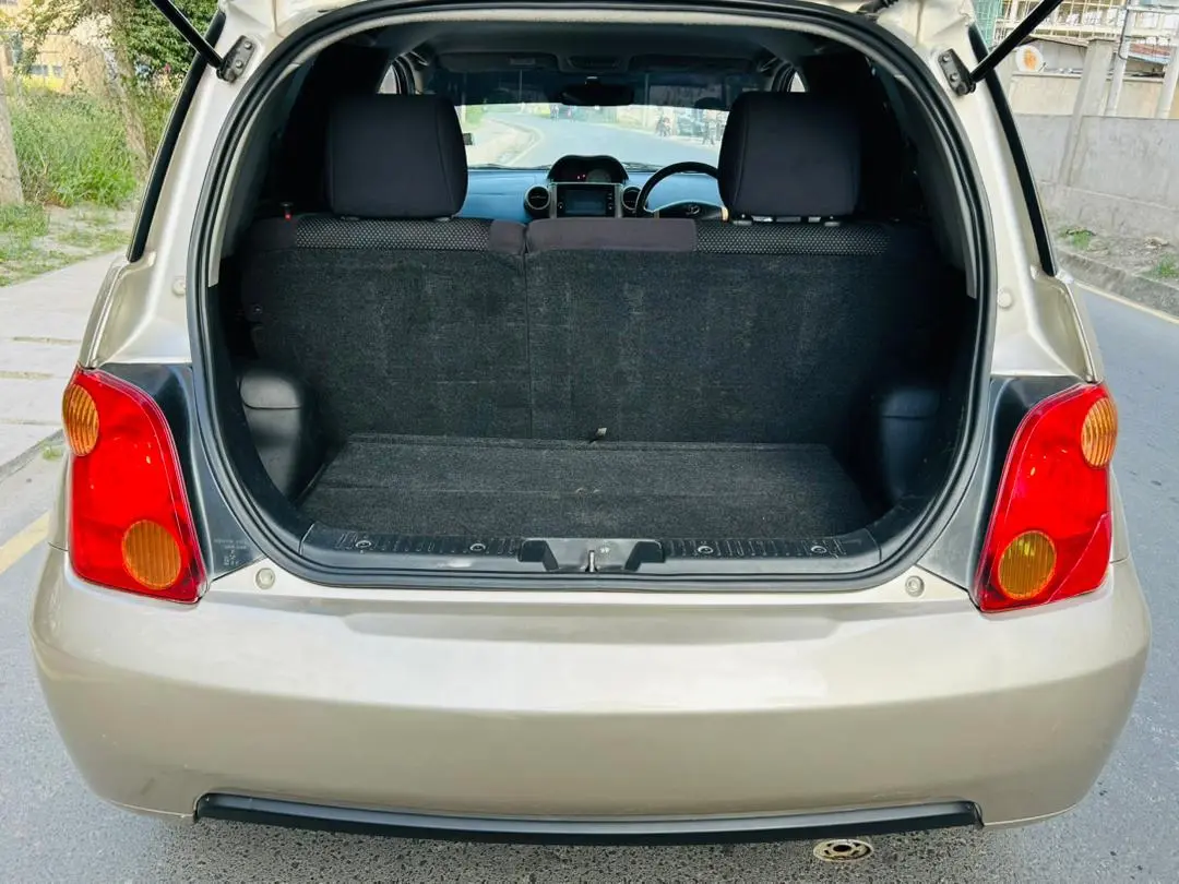 Toyota Ist 2005 (1290cc) - Low Mileage thumbnail 5