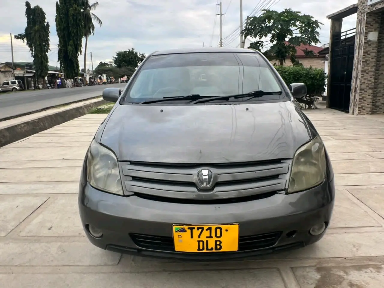 Toyota Ist 2004 (Reg DLB)