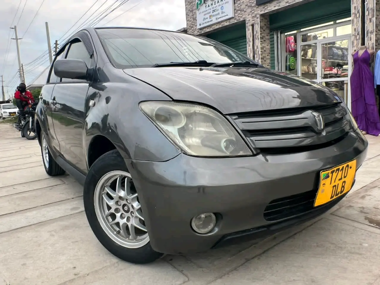 Toyota Ist 2004 (Reg DLB) thumbnail 4