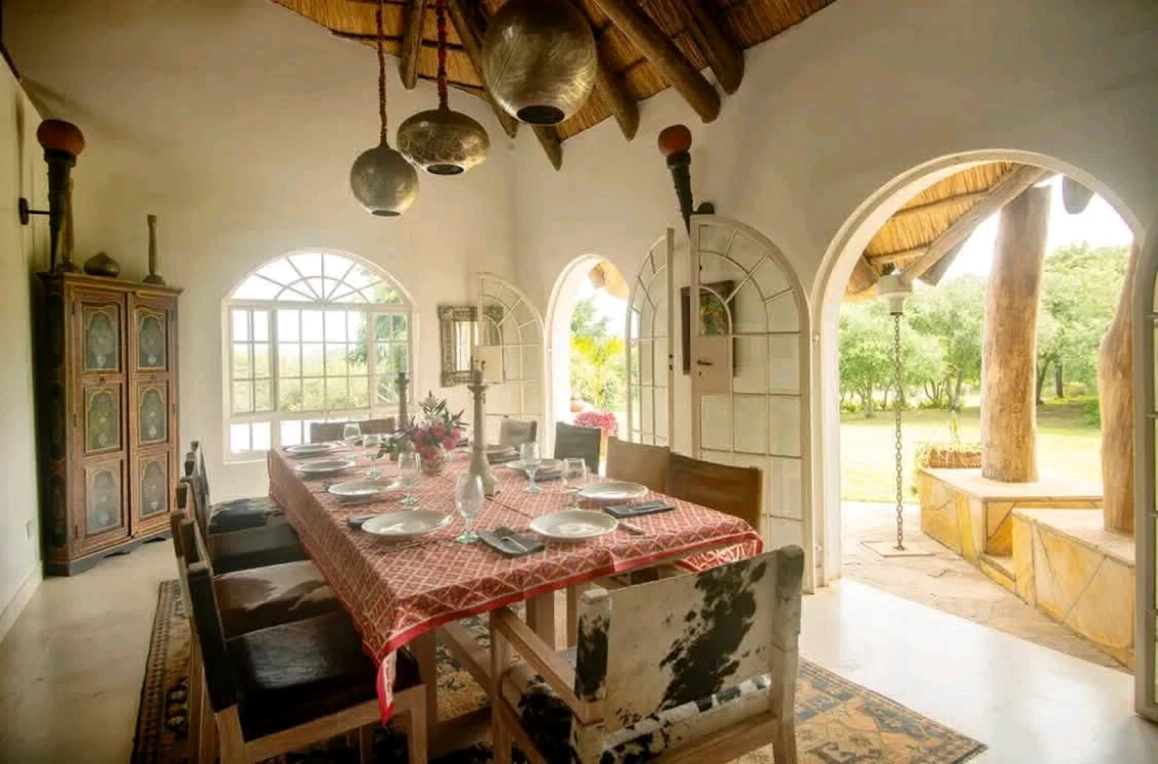 Magnificent 3-Bedroom Luxury Estate House for Sale in Dolly Estate, Arusha (68 Acres) thumbnail 6