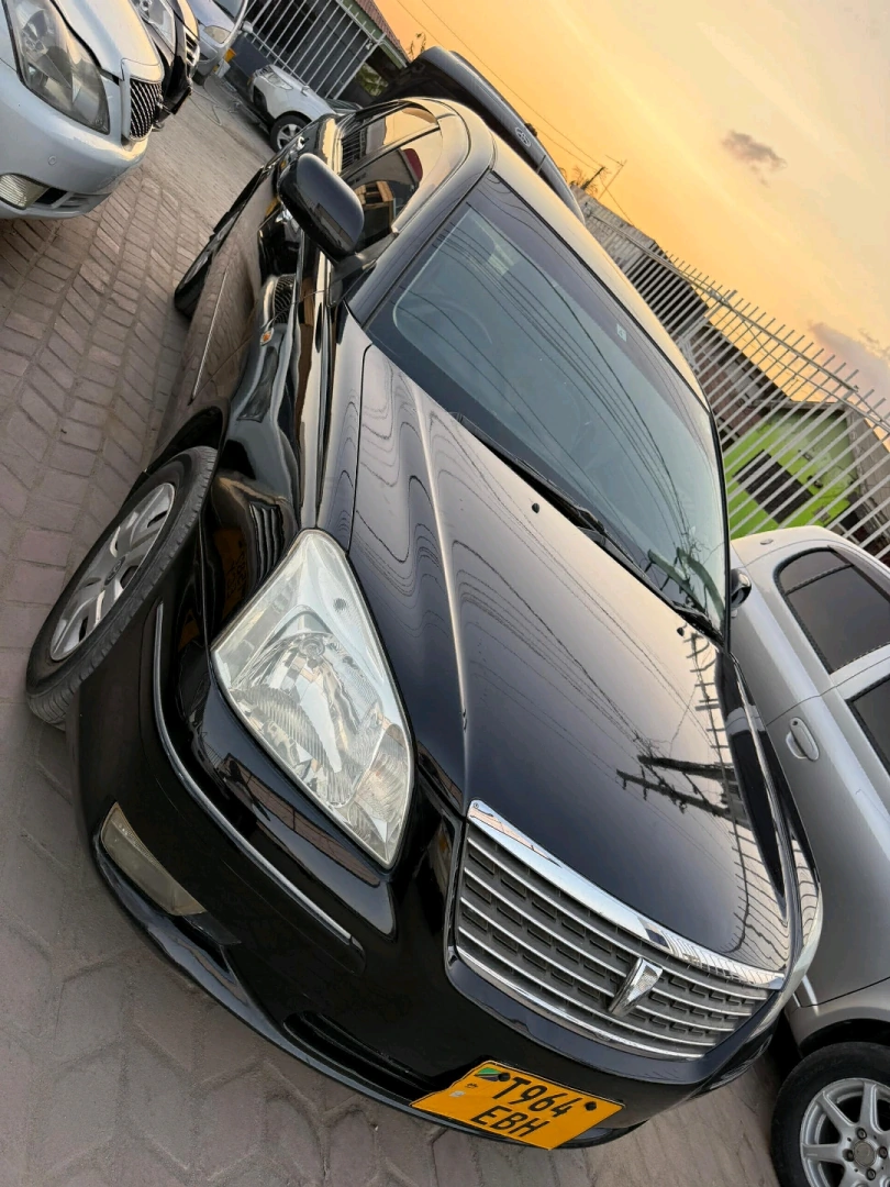 Toyota Premio X 2004 Model (Black) thumbnail 2