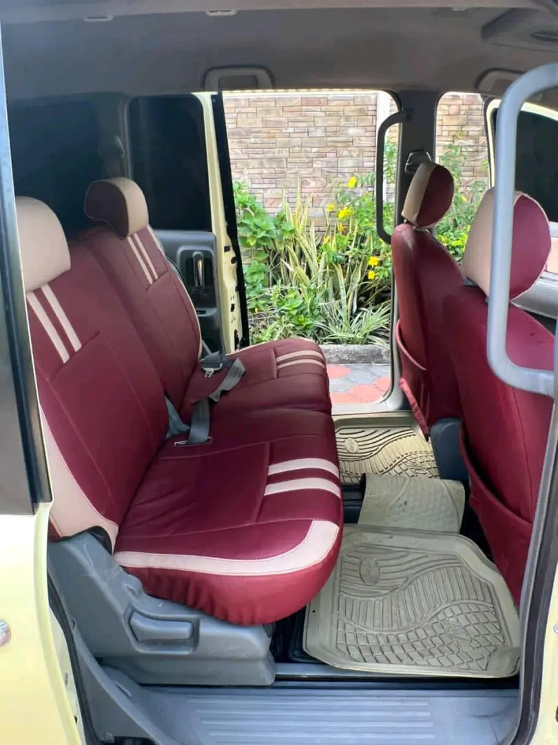 Toyota Sienta 2005, 1490cc, 93,000 km thumbnail 7