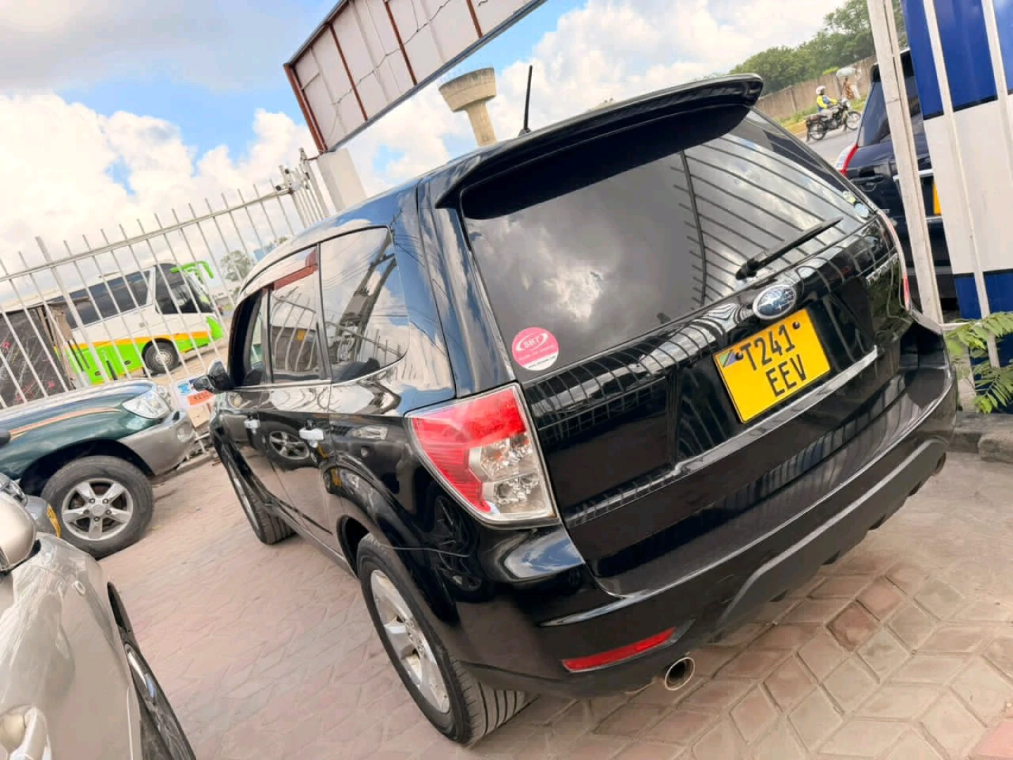 Subaru Forester 2009 Clean Condition thumbnail 3