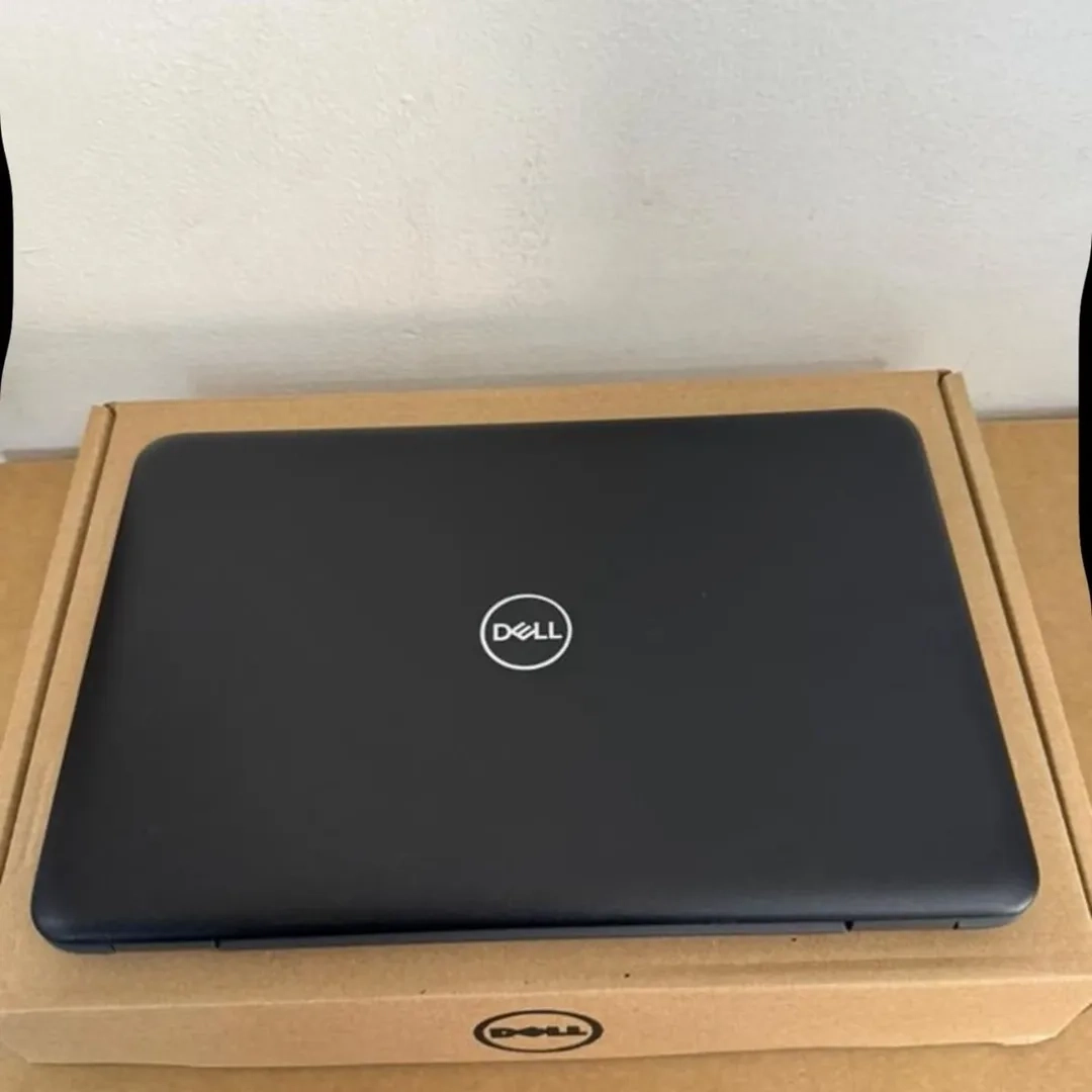 Dell Latitude 3190 Laptop - 4GB RAM, 192GB SSD thumbnail 7