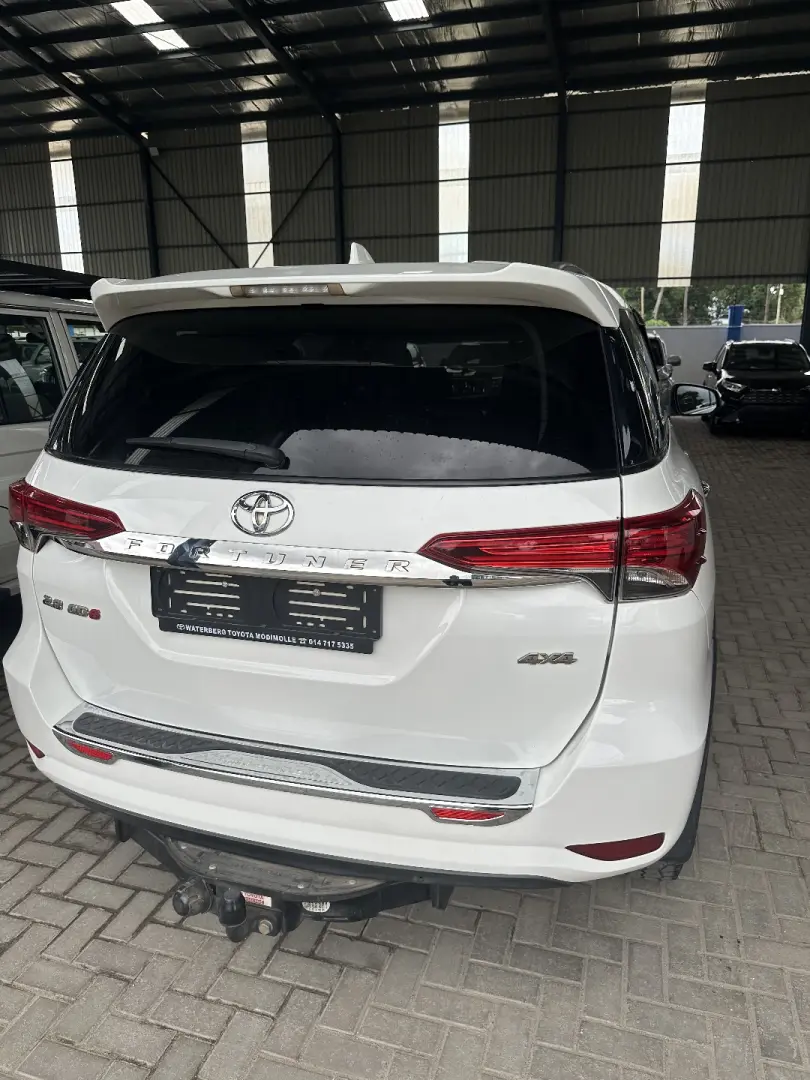 Toyota Fortuner 2019 thumbnail 4