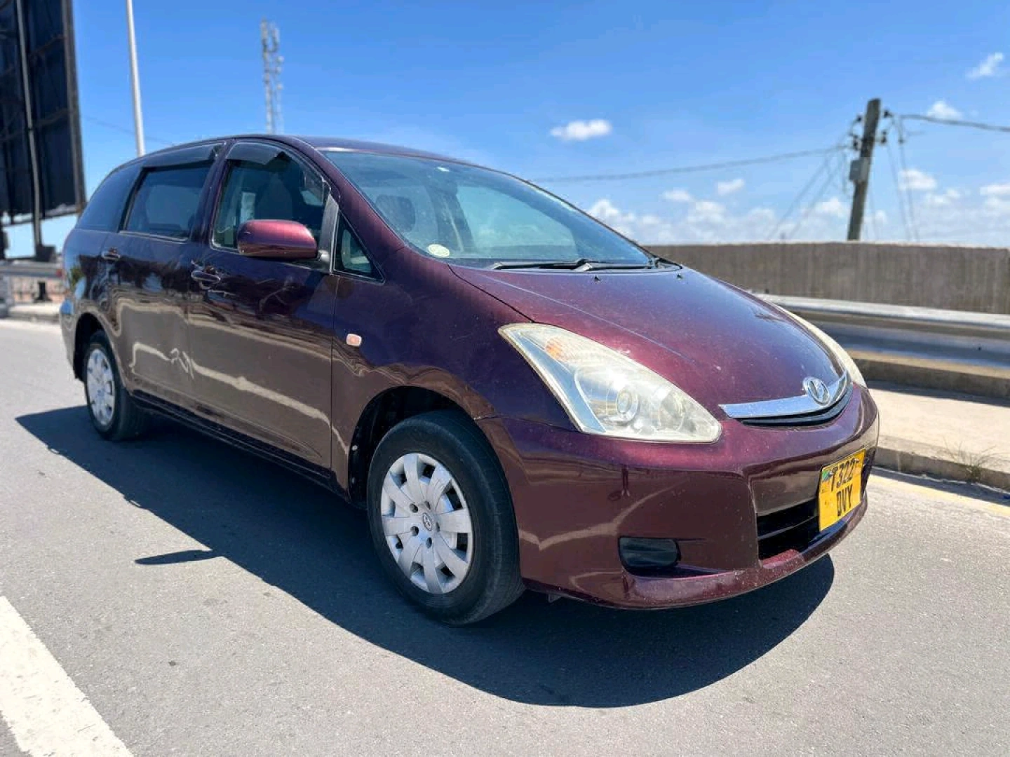 Used Toyota Wish 2007 Model (Maroon) thumbnail 3