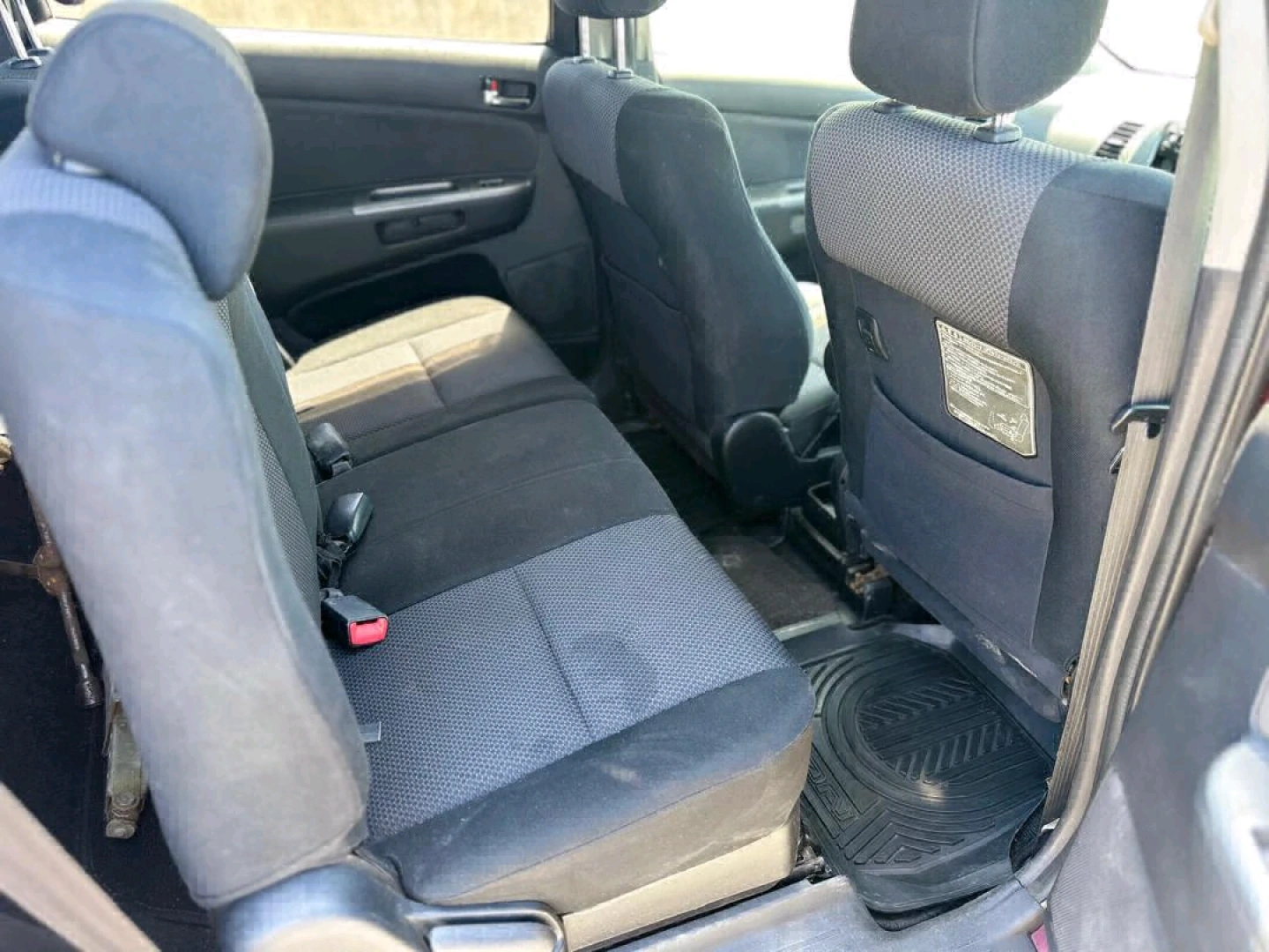 Used Toyota Wish 2007 Model (Maroon) thumbnail 4