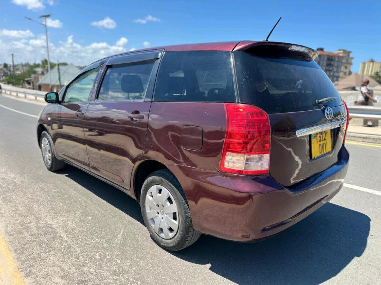 Used Toyota Wish 2007 Model (Maroon) thumbnail 6