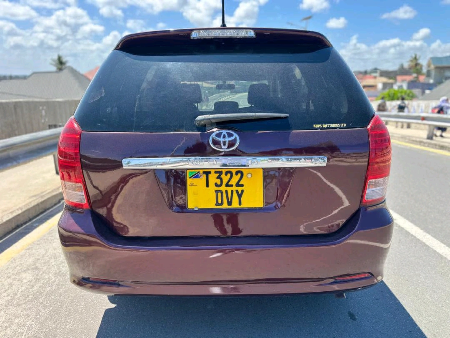 Used Toyota Wish 2007 Model (Maroon) thumbnail 8