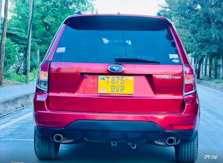 Subaru Forester (Red) thumbnail 2