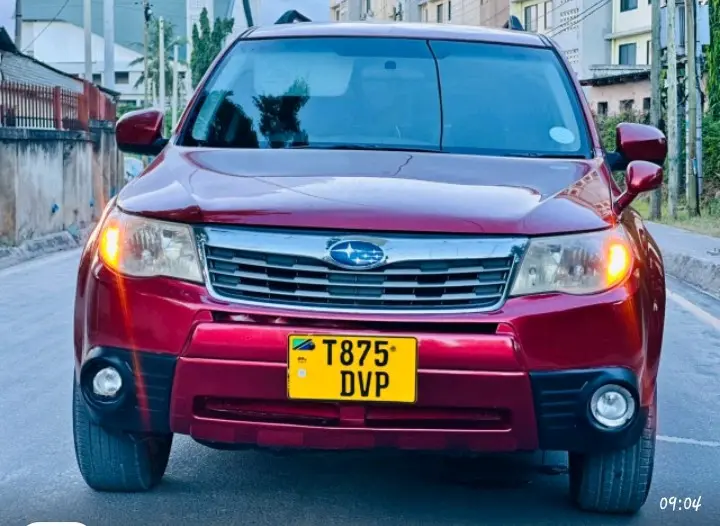 Subaru Forester (Red) thumbnail 5