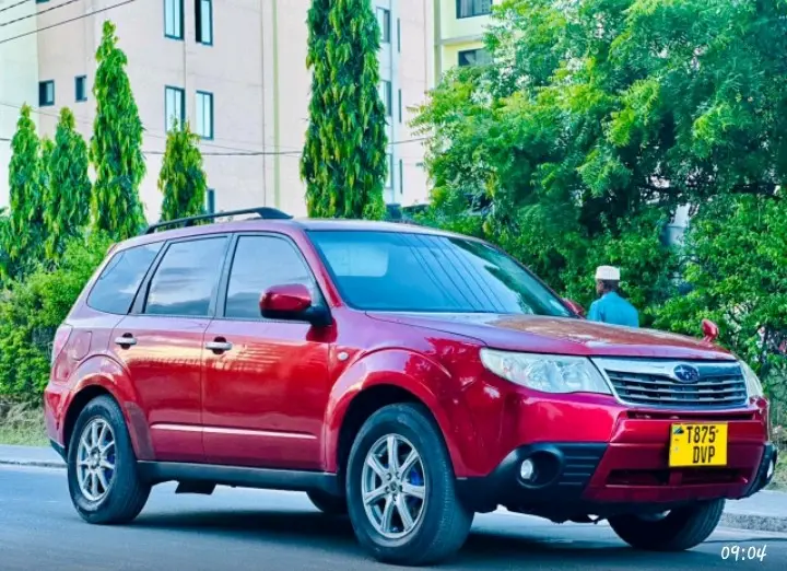 Subaru Forester (Red) thumbnail 9