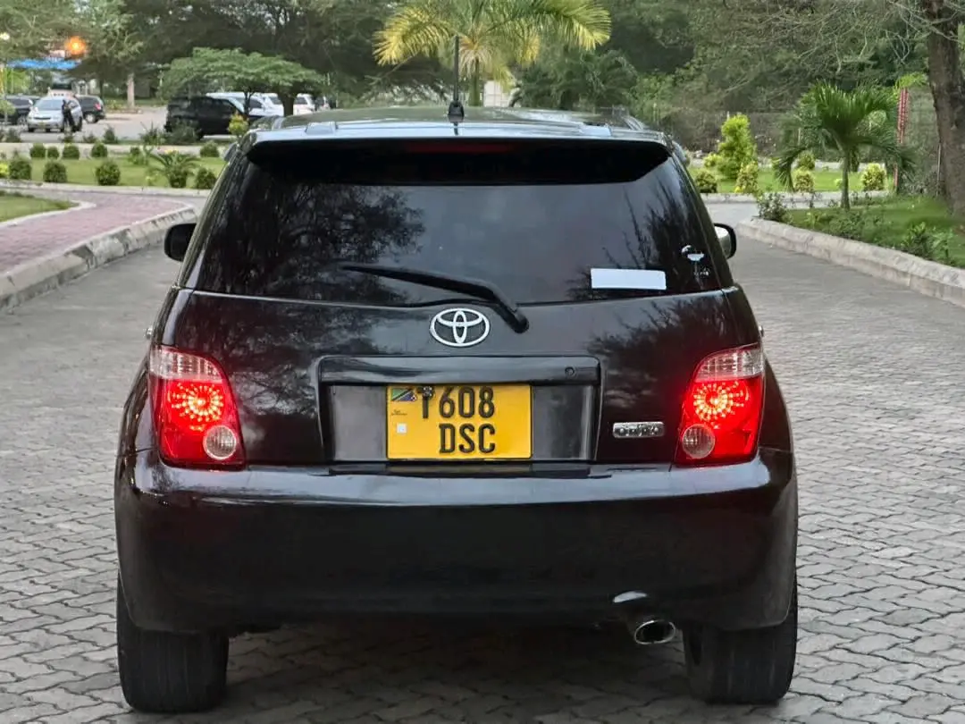 Toyota Ist Bampa Kubwa 2005 thumbnail 2