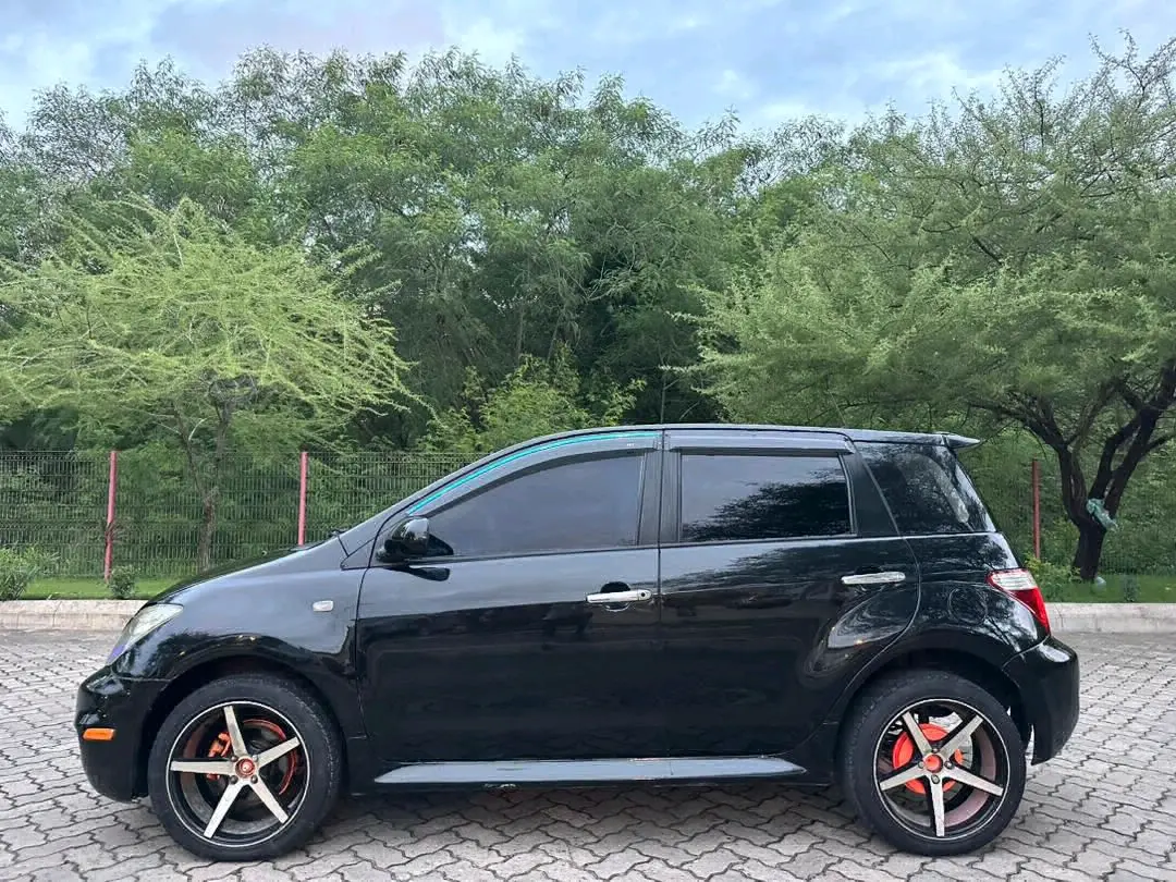 Toyota Ist Bampa Kubwa 2005 thumbnail 4