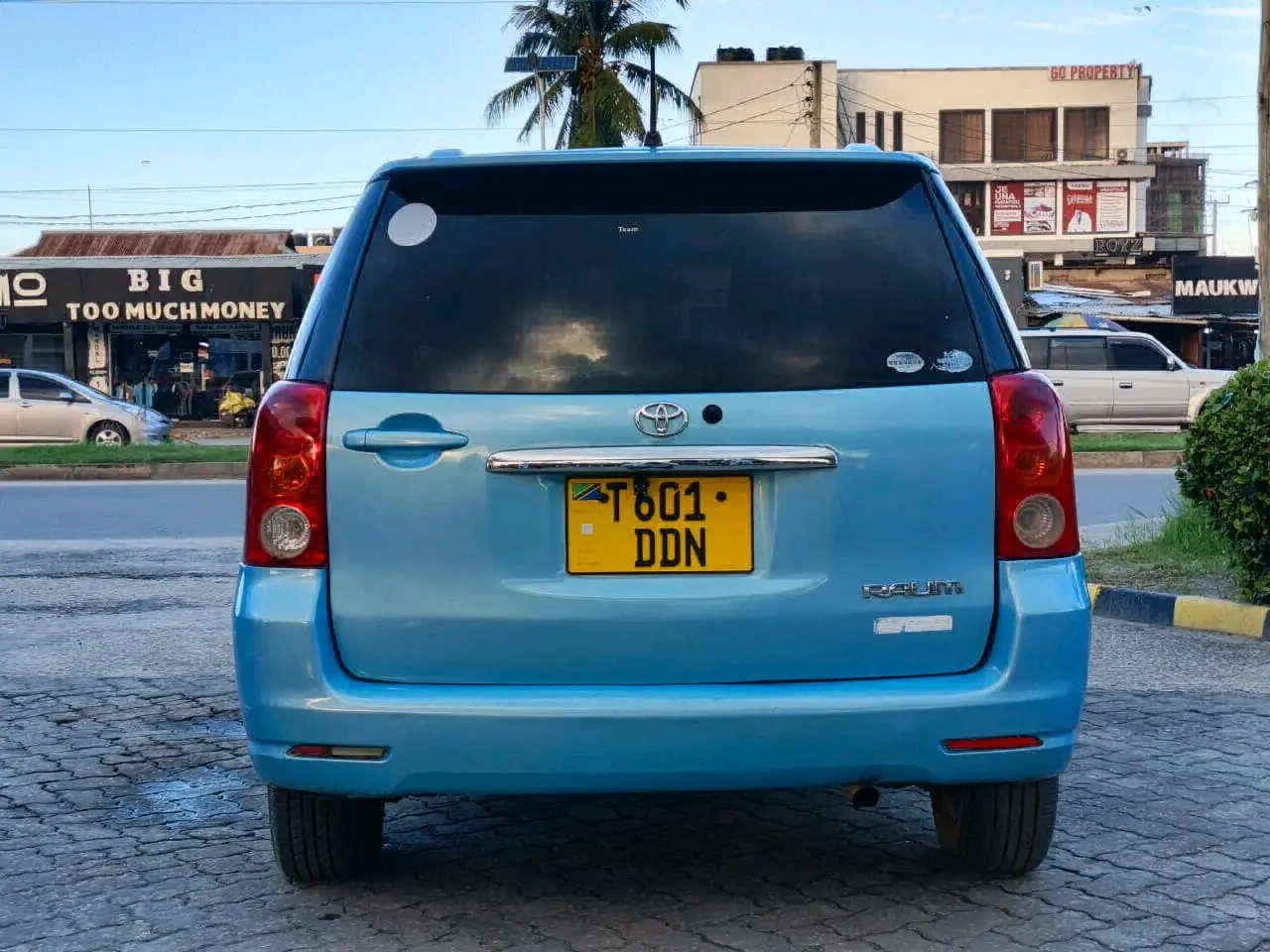 Toyota Raum DDN thumbnail 6