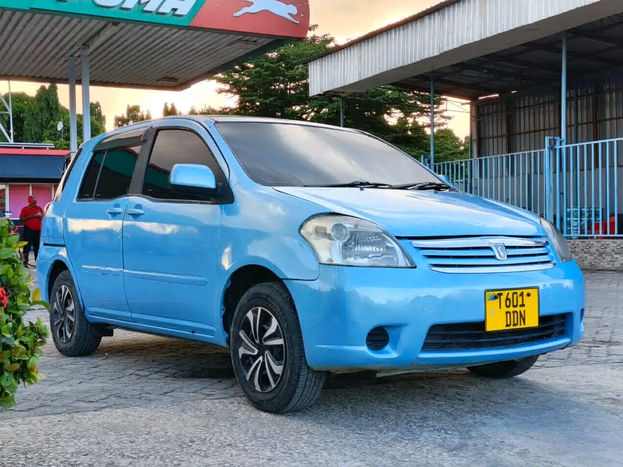 Toyota Raum DDN thumbnail 7