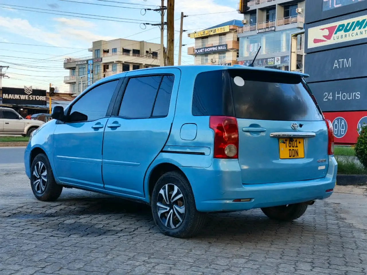 Toyota Raum DDN thumbnail 8