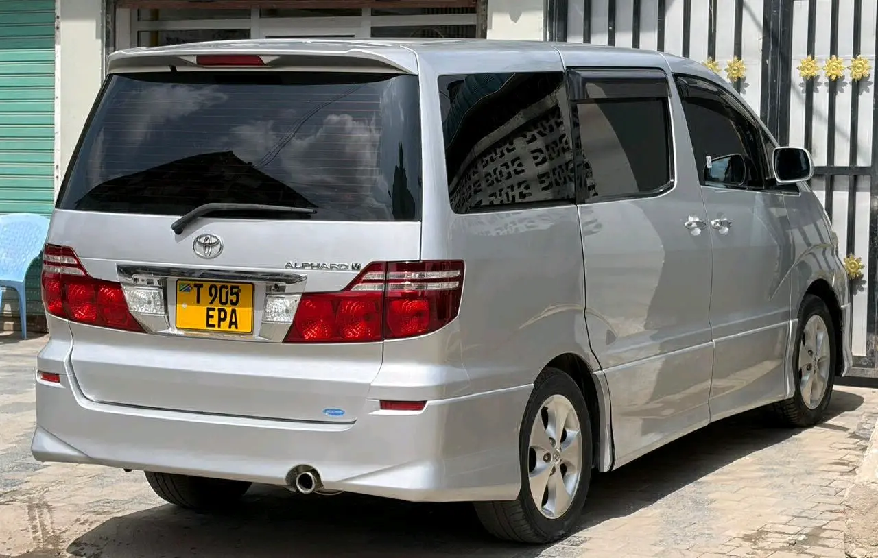 Toyota Alphard 2005 Silver thumbnail 7