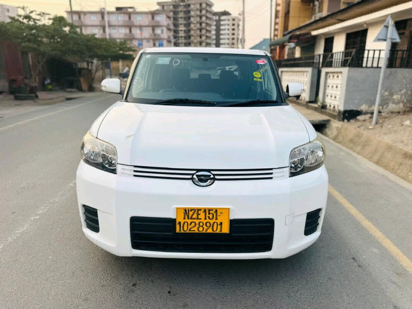 Toyota Rumion 2009 Model (1490cc) - Full Document