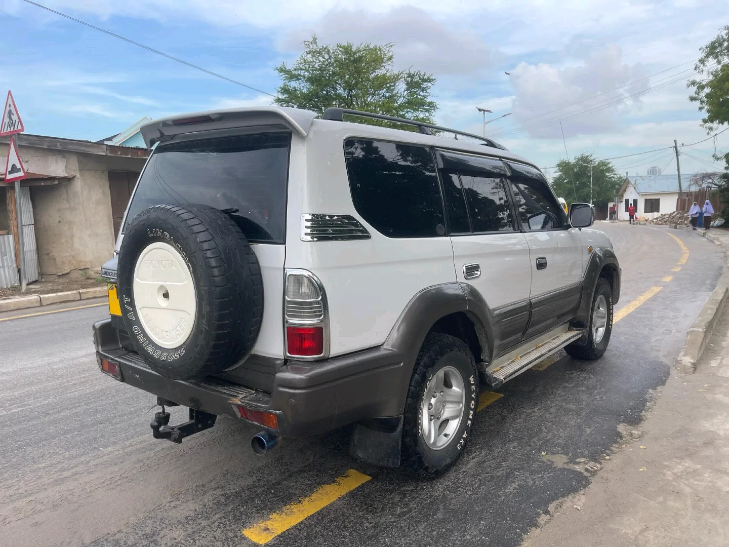 Toyota Land Cruiser Prado Mchaga EJH thumbnail 5