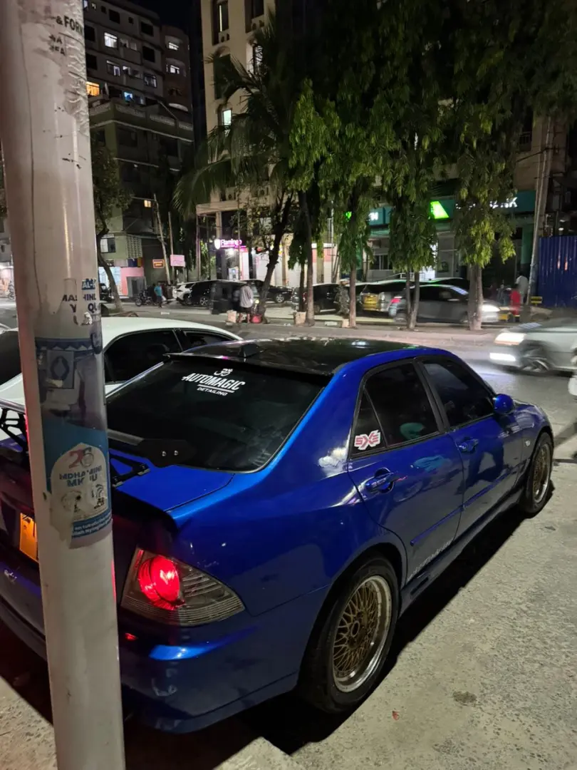 Toyota Altezza thumbnail 3