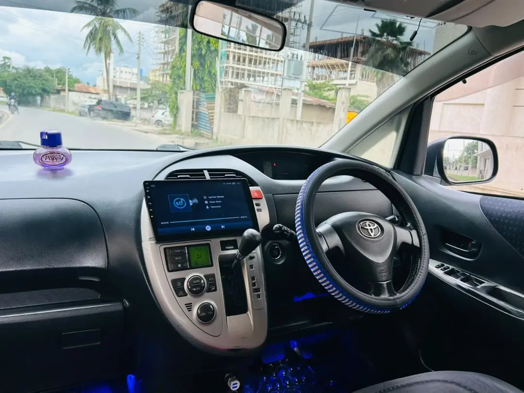 Toyota Ractis 2008 (DWH) thumbnail 8