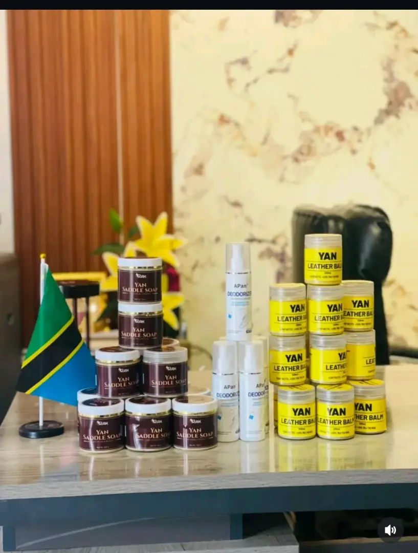 Dawa ya kuzuia uchakavu na ufubaaji wa leather zote  Products thumbnail 8