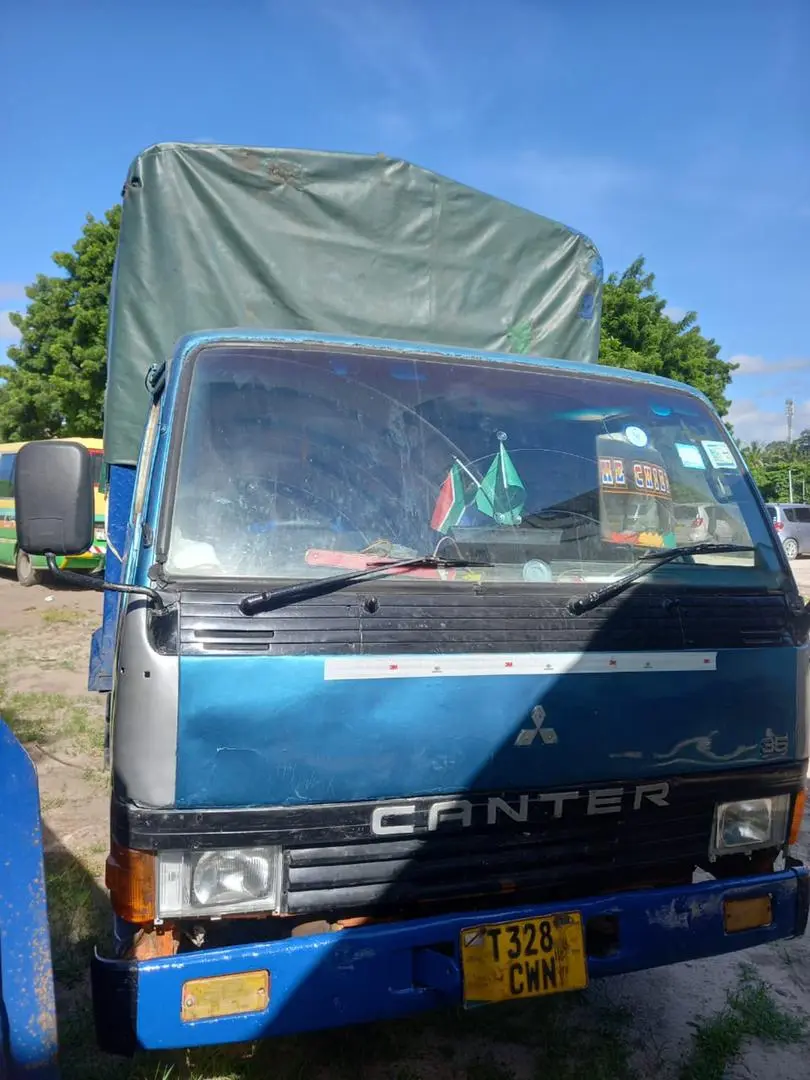 Mitsubishi Canter Box Body - 3.5 Tons