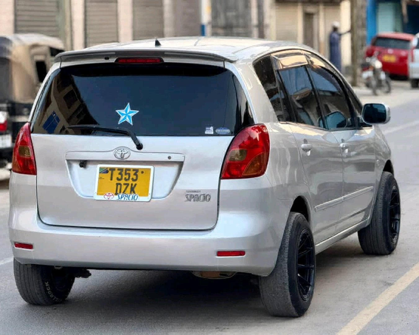 Silver Toyota Spacio Minivan (1490cc) thumbnail 4