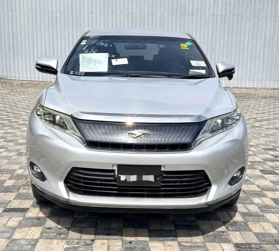 Toyota Harrier 2014