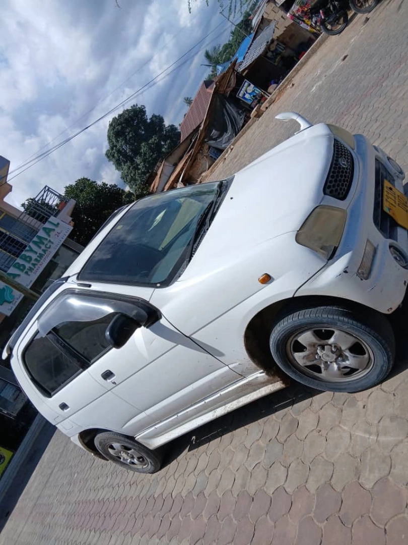 Daihatsu Terios Kid Nyeupe, Bei 5.5M TZS, Exchange Allowed thumbnail 3