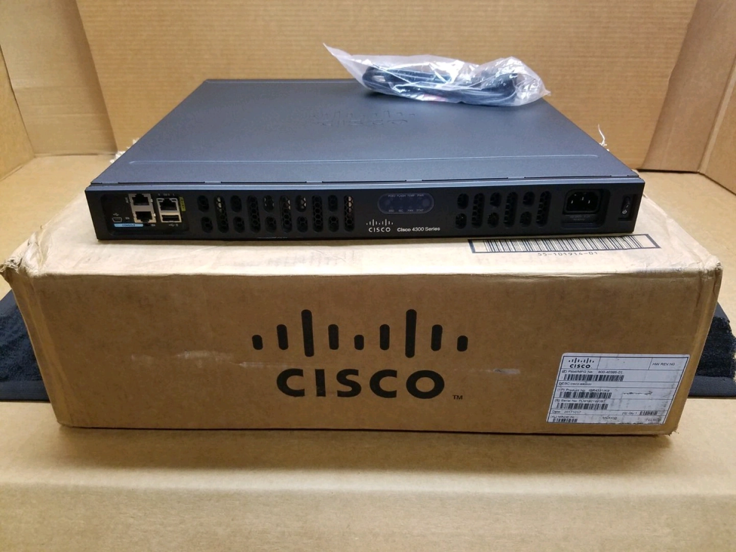 New Cisco ISR4331-SEC K9 Router
