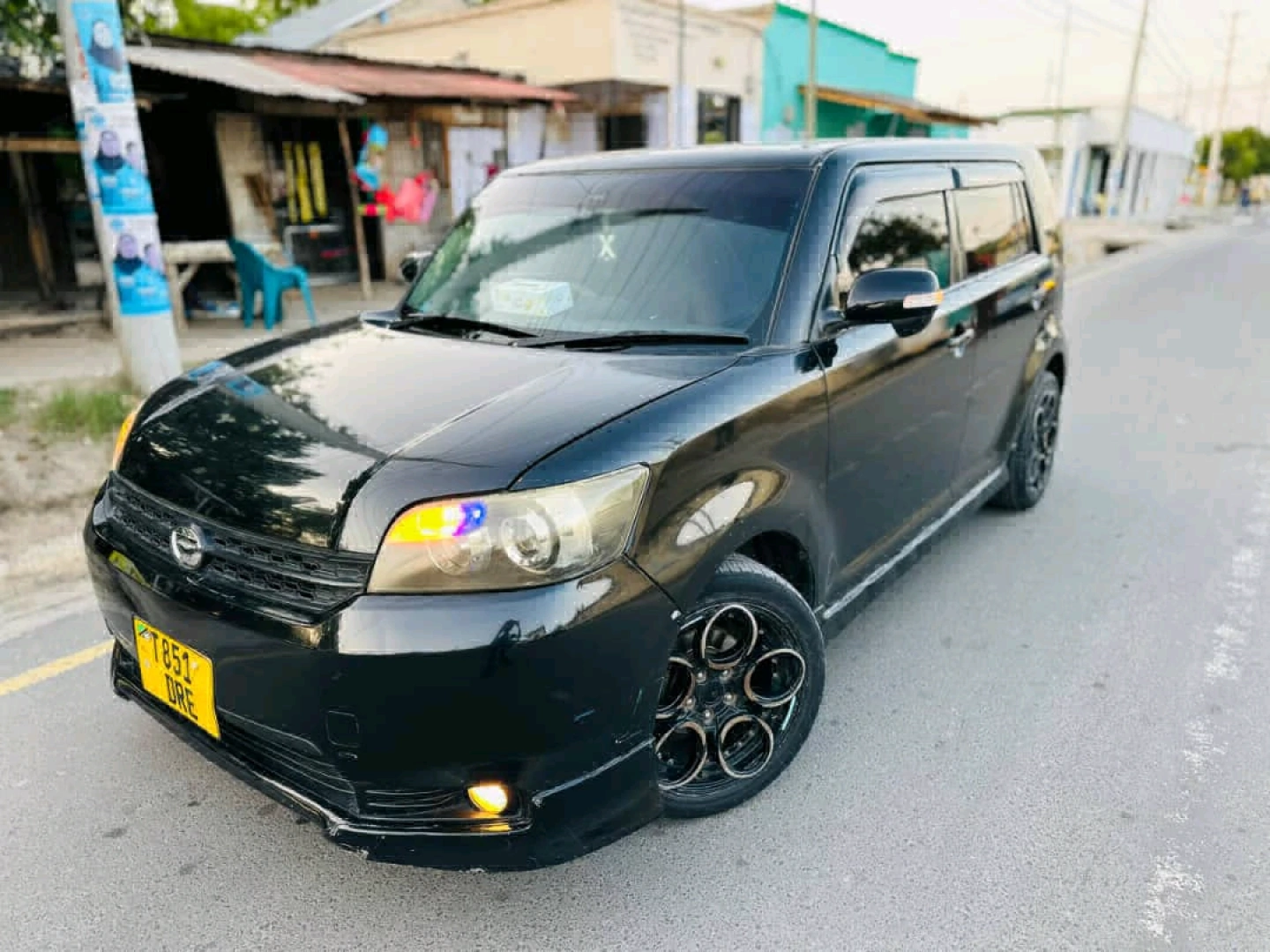 Toyota Rumion 2010 Automatic DRE for Sale thumbnail 3
