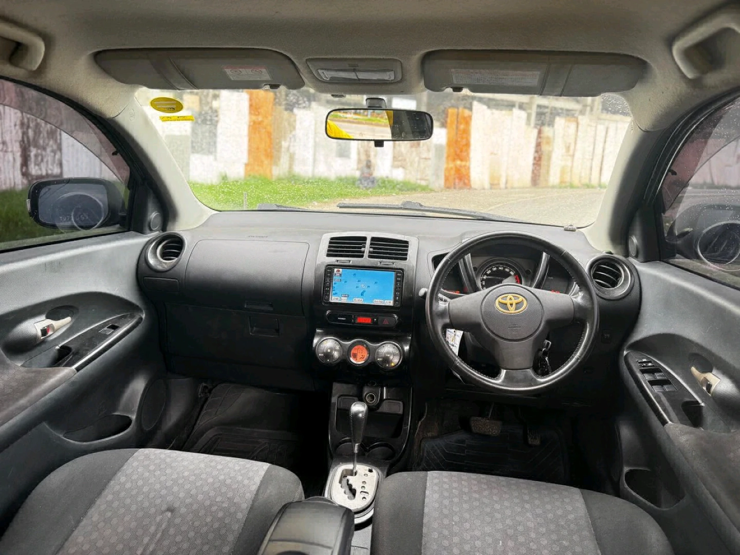 Toyota Ist 2008 Black Low Mileage (New Model) thumbnail 6