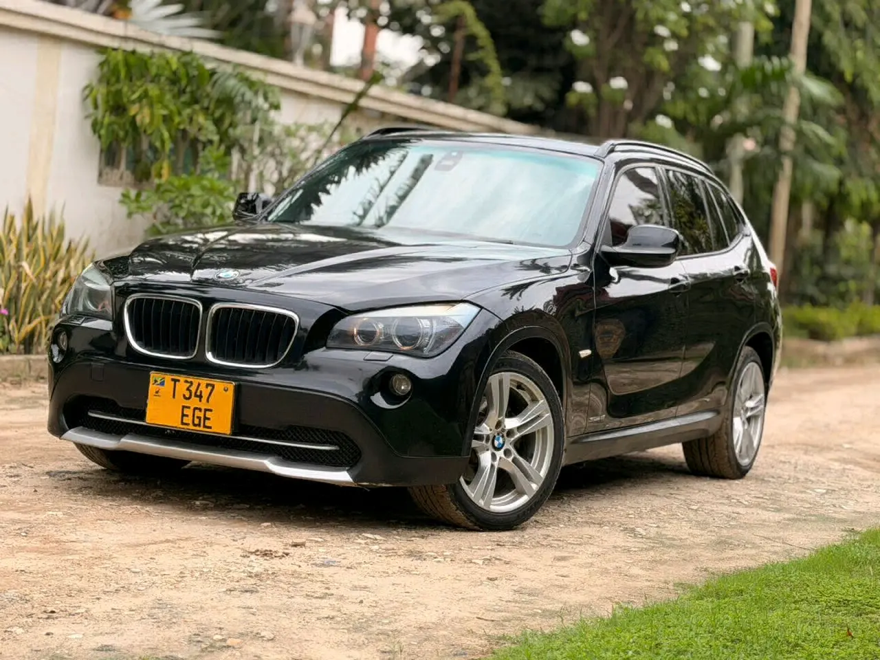 BMW X1 2011, Black, 75k Mileage thumbnail 3