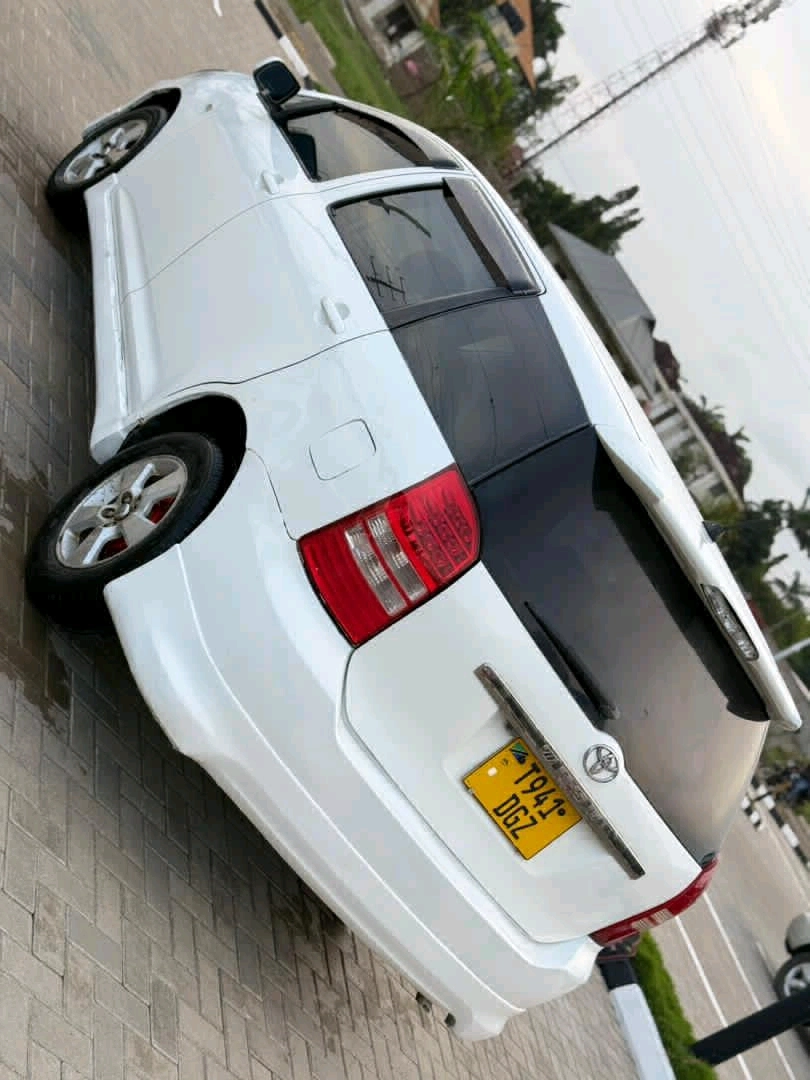 White Toyota Wish with Sunroof (1790 CC) thumbnail 2
