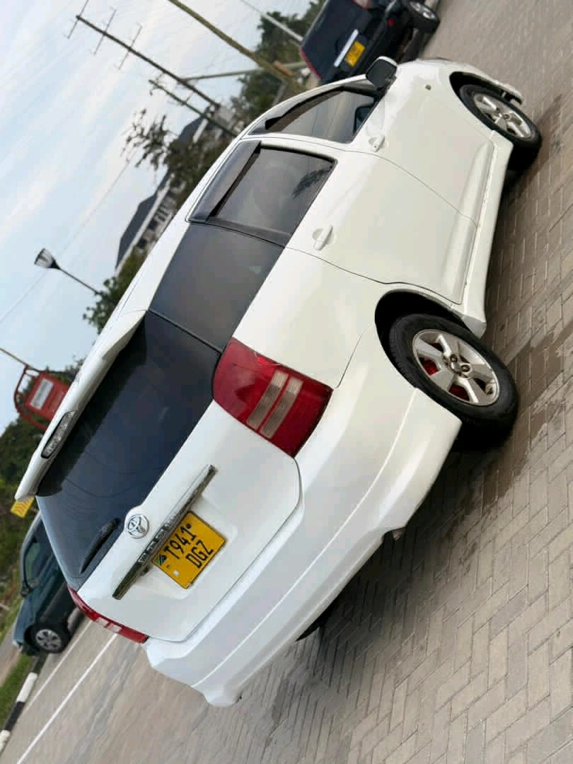 White Toyota Wish with Sunroof (1790 CC) thumbnail 5