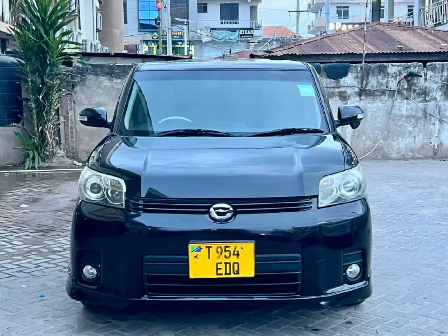 2008 Toyota Rumion, Black, 94,000km
