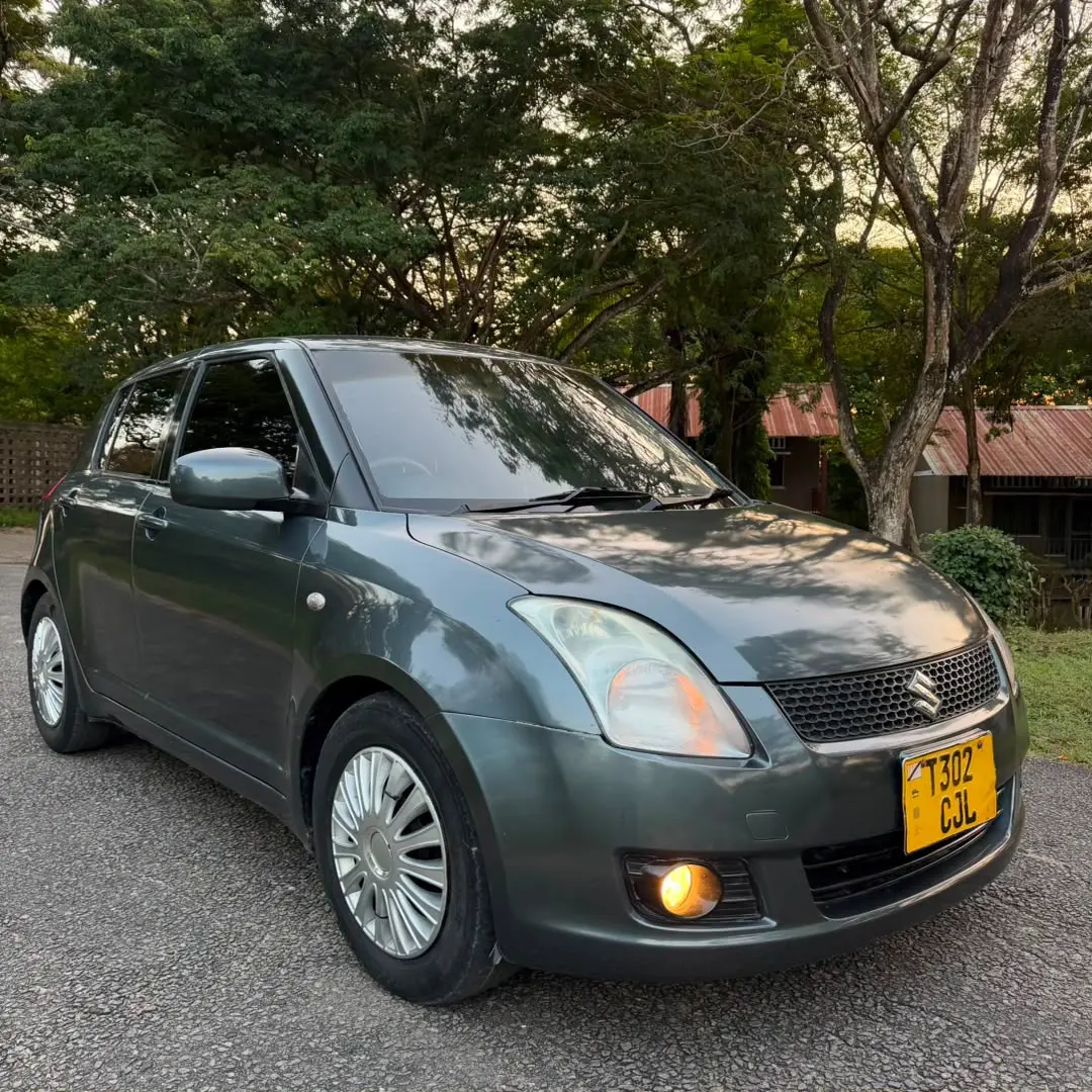Suzuki Swift 2005 thumbnail 2