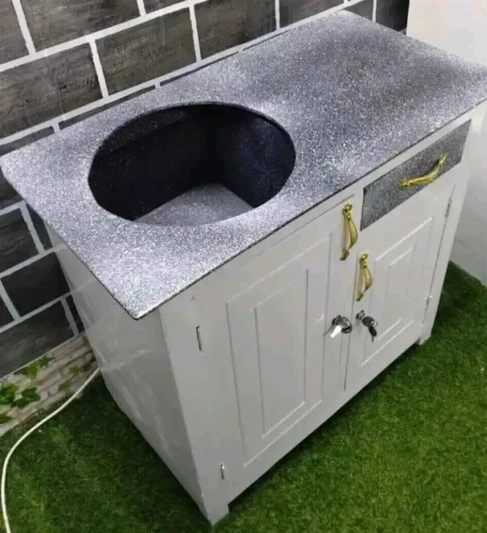 Black Kitchen Cabinet Unit with Sink and Gas Space thumbnail 7