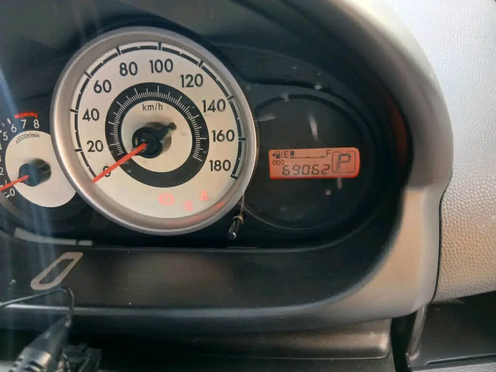 Mazda Demio Automatic 2010, Low Mileage thumbnail 5