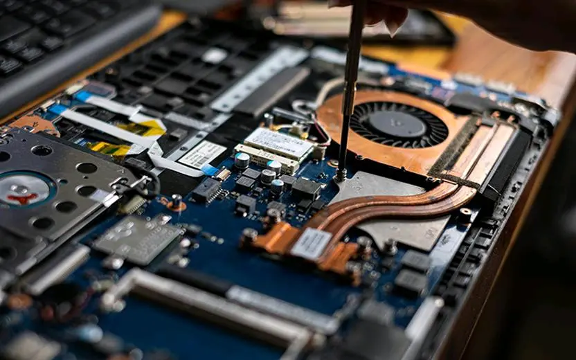 Computer Repair and Upgrade Services thumbnail 3