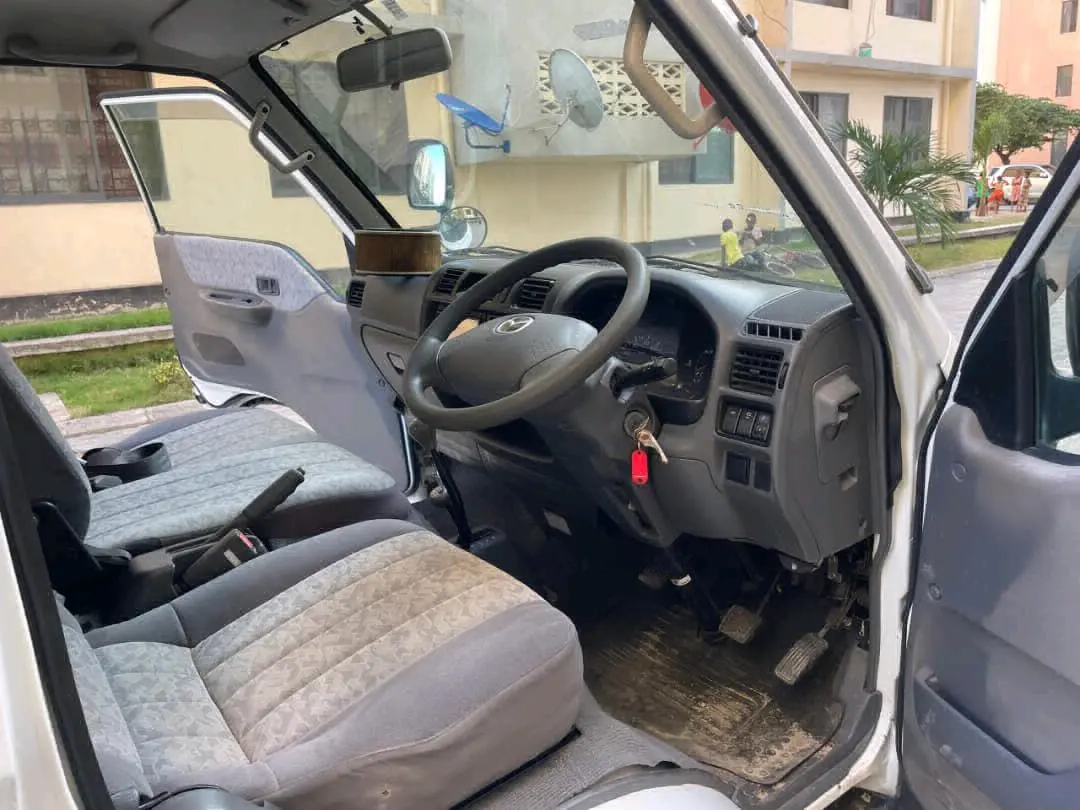Mazda Bongo Van 2005 Diesel 4WD thumbnail 6