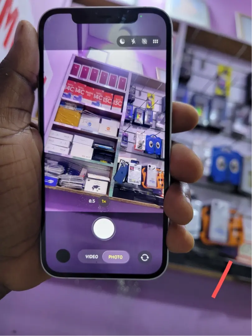 IPhone 12 64GB Used thumbnail 4