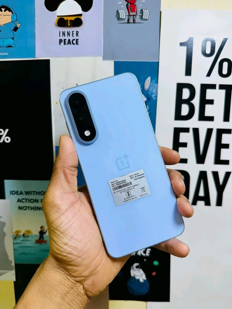 Used OnePlus Nord 5 (256GB/12GB) thumbnail 4