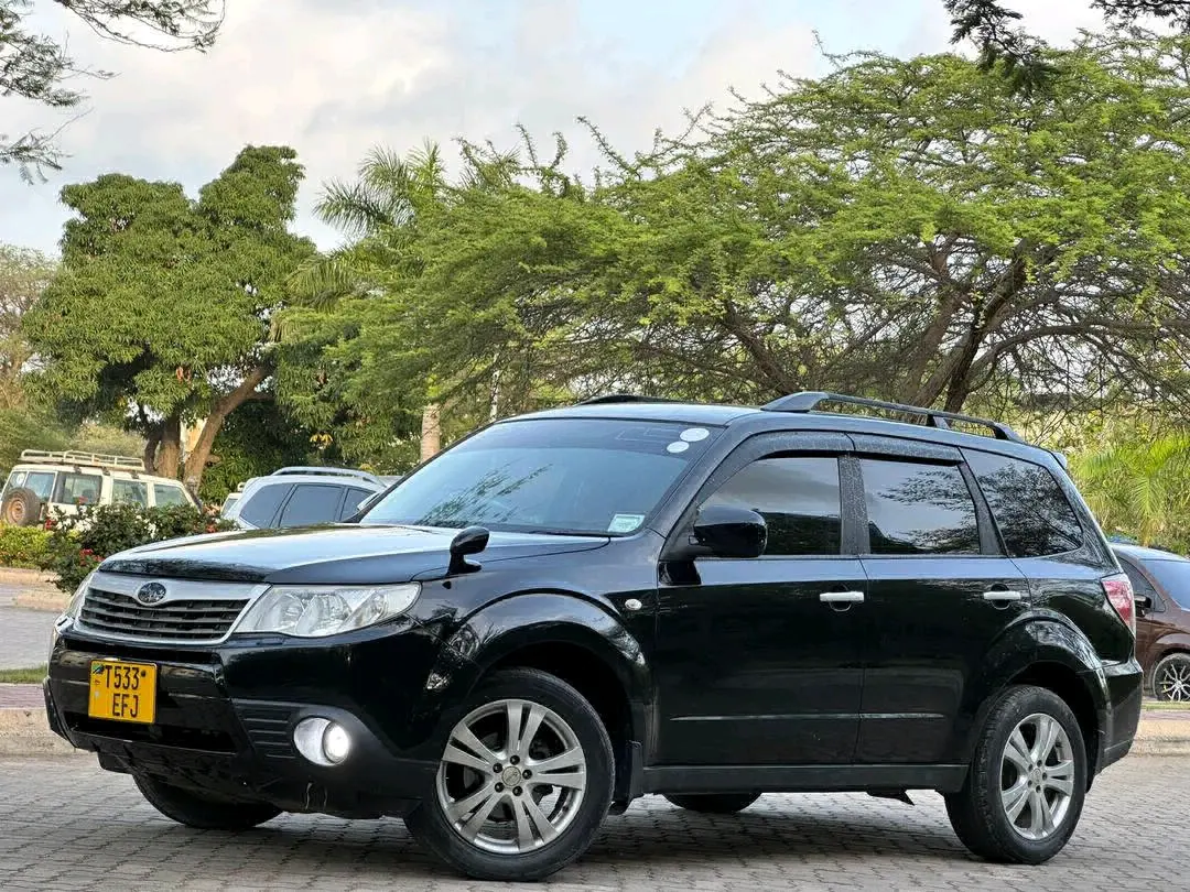 Subaru Forester 2009 Black thumbnail 3